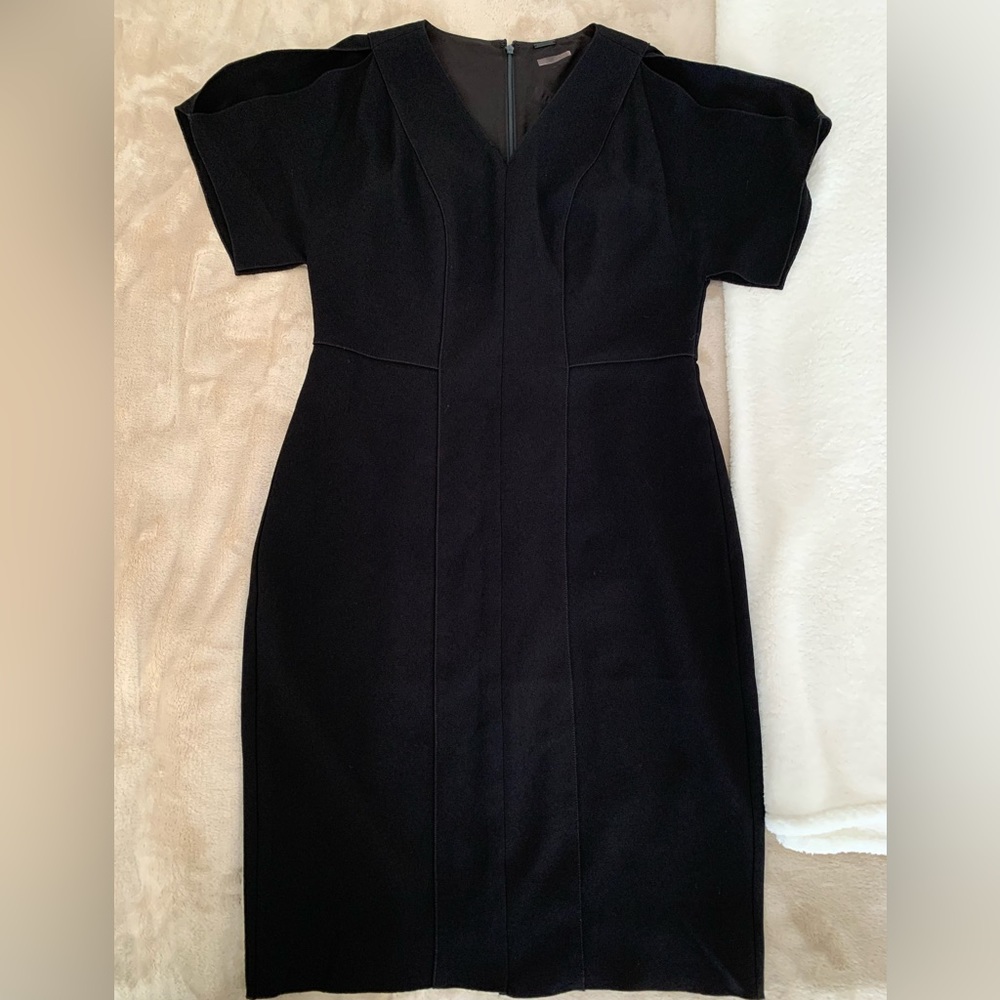 Elie Tahari LBD Black dress sheath cocktail /work .